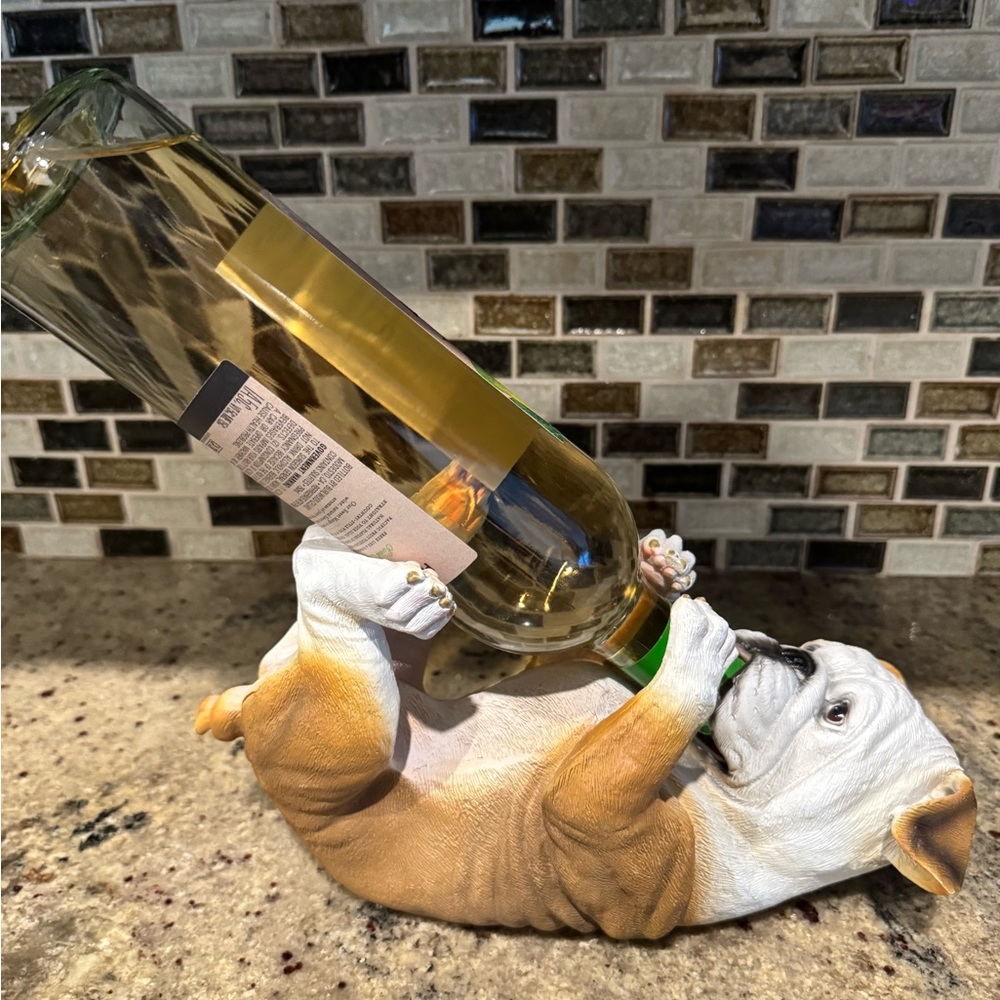 KITCHEN DECOR AMERICAN ENGLISH BULLDOG DOG WINE BOTTLE HOLDER FIGURINE STATUE - Picture 2 of 4